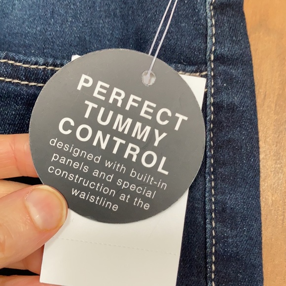 Relist6/27❌high rise cuffed jean short stretch perfect tummy control - Picture 9 of 13